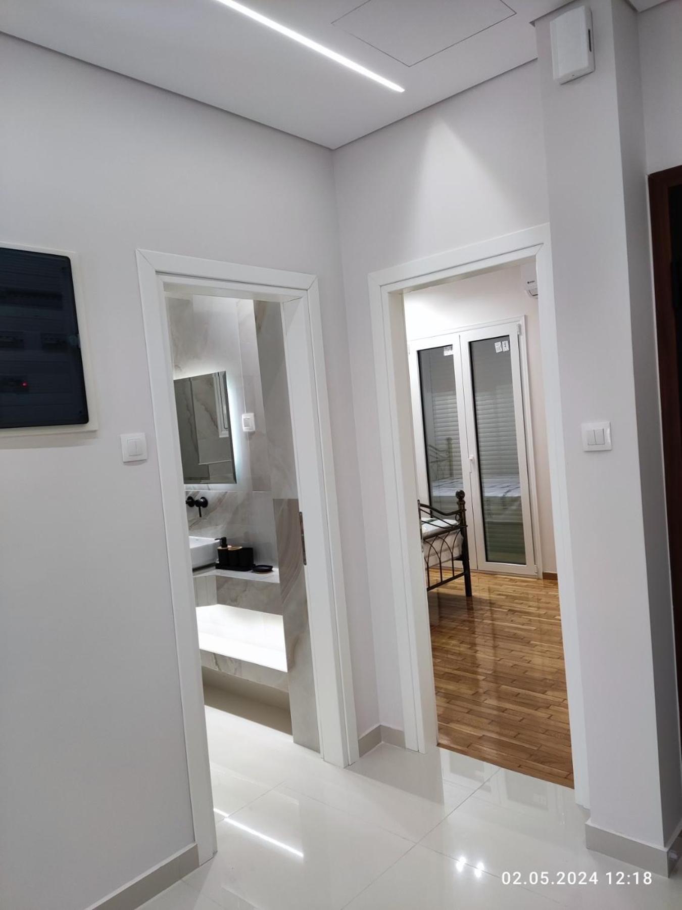 Central Apartment *